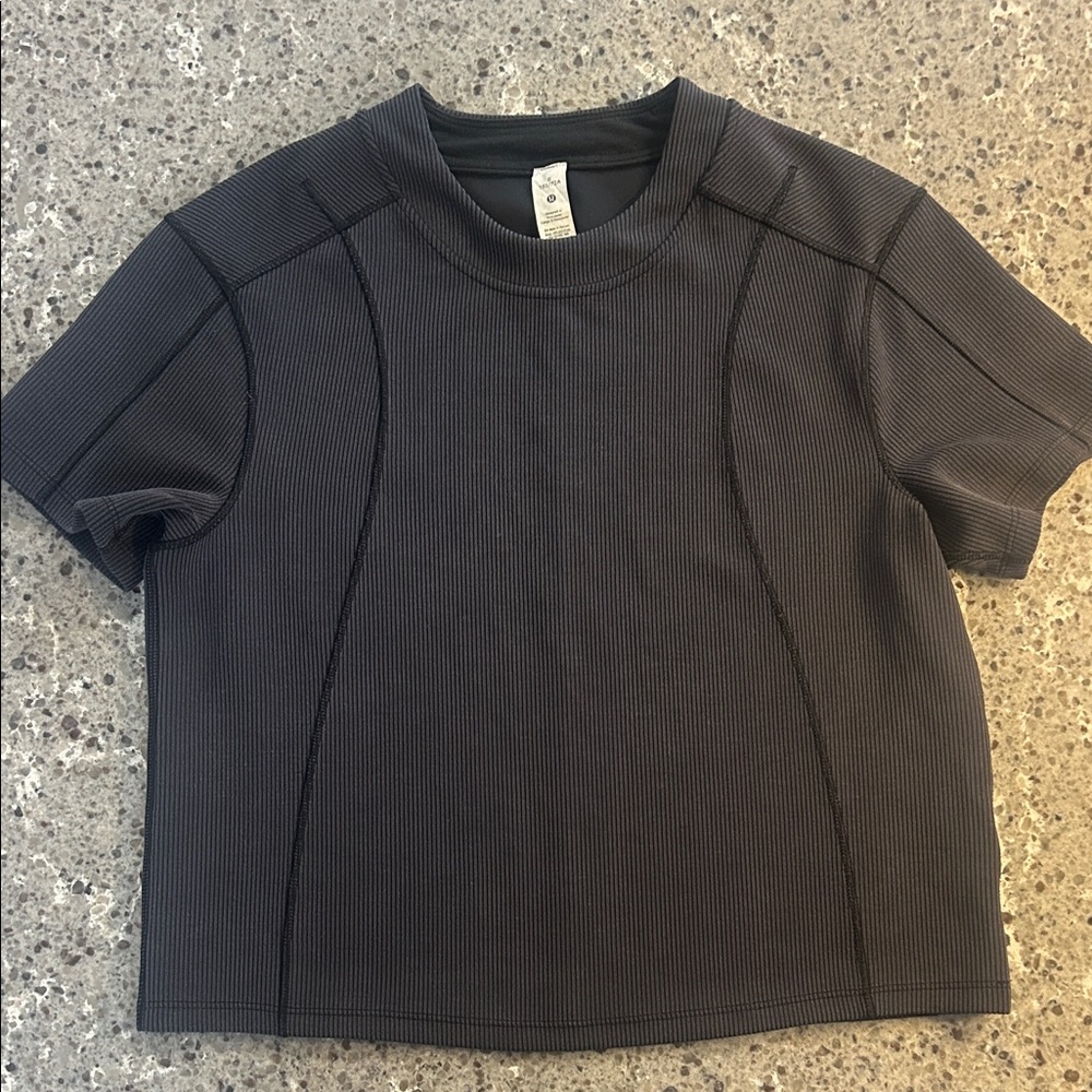 Lululemon Ribbed Softstreme T-Shirt, size 0, dark grey, relaxed fit, EUC